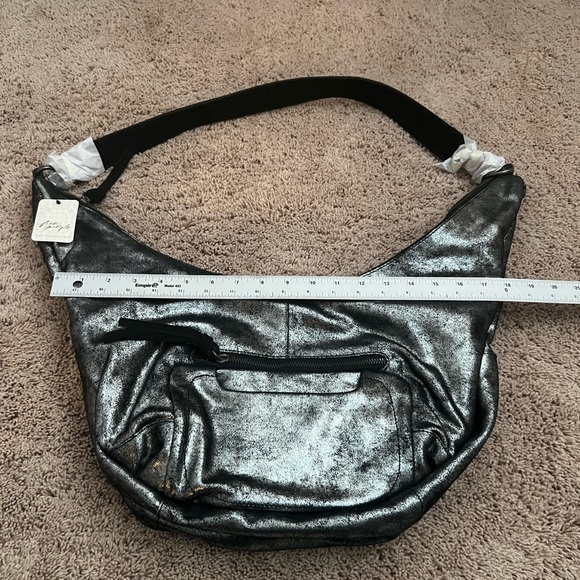 NWT new Free People We The Free Sparta sling bag black metallic leather shimmer - Picture 16 of 17
